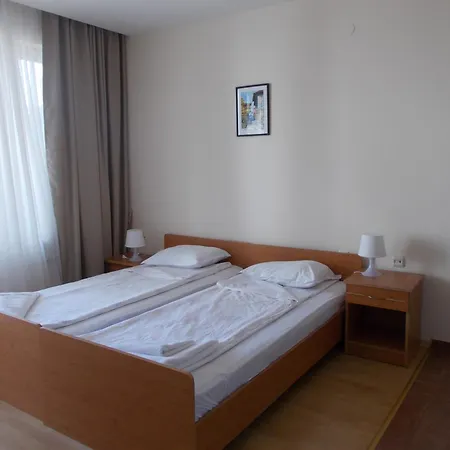 Privilege スヴェティ・ヴラス